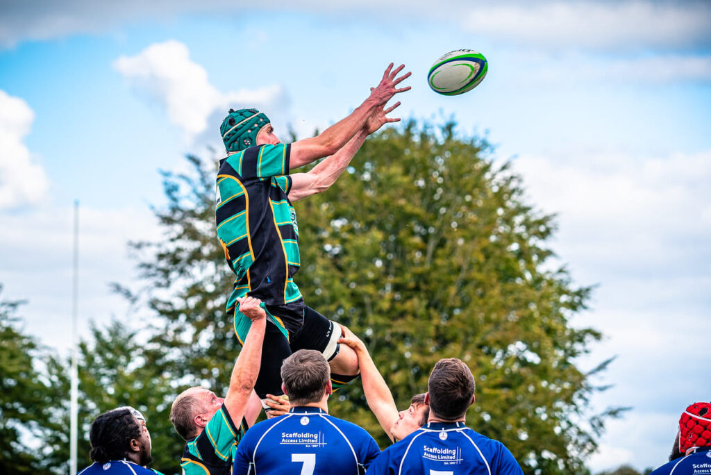 alresford-rugby-club-team-playing